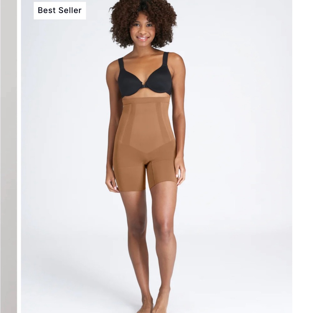 OnCore Sculpting High-Waisted Mid-Thigh Short
Naked 3.0 XL